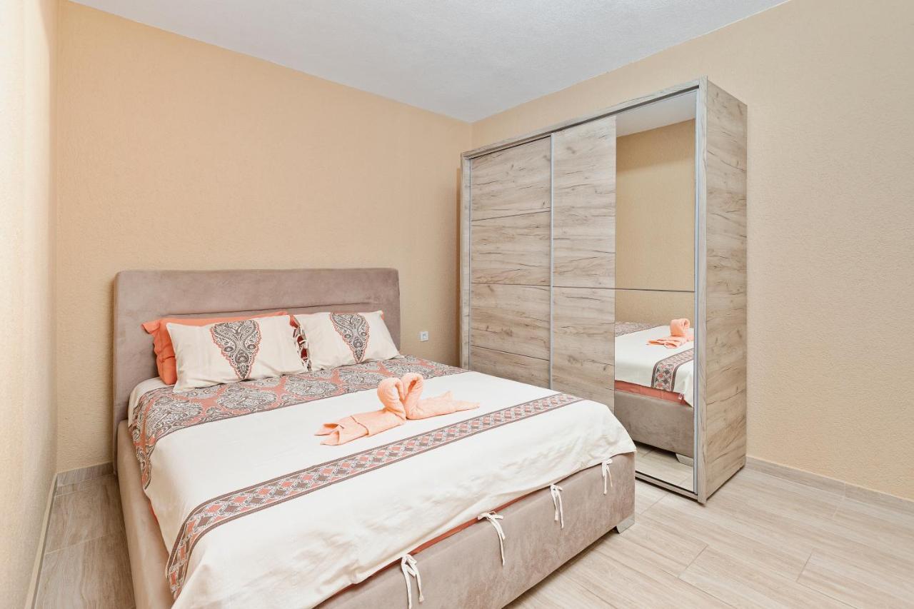 Ferienwohnung Sun Rays Kotor Exterior foto
