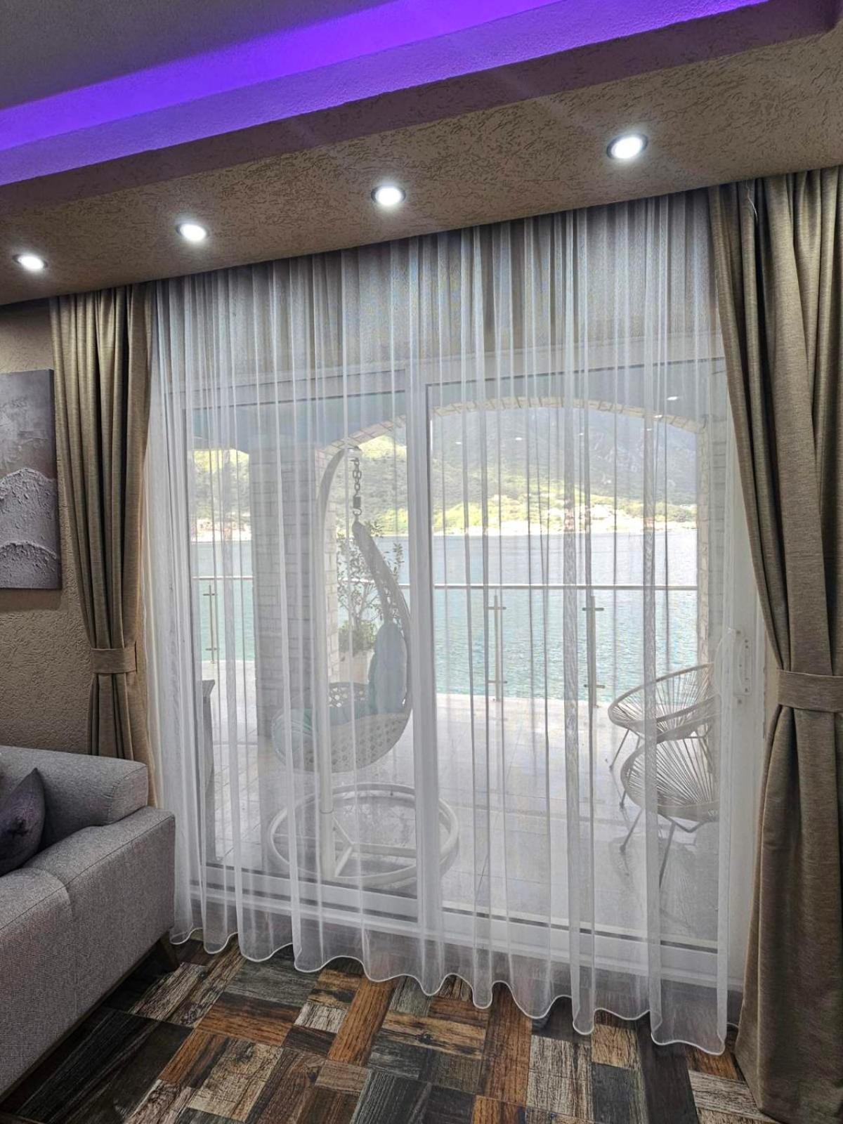 Ferienwohnung Sun Rays Kotor Exterior foto